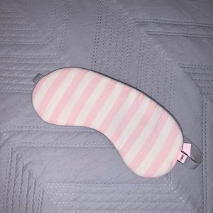New Victoria’s Secret sleep mask
